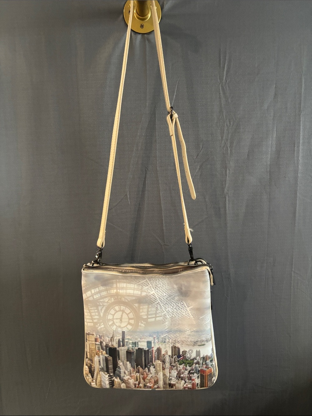 Cityscape Print Beige Crossbody Bag with Adjustable Strap - Picture 2 of 5